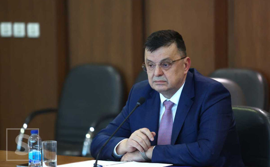 Tegeltija tokom javnog saslušanja istakao da UIO BiH ima ogromne probleme sa infrastrukturom