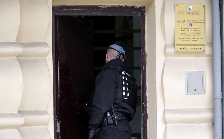 Uhapšen zbog mita: Osumnjičeni Senjin Radoović predat u Tužilaštvo KS