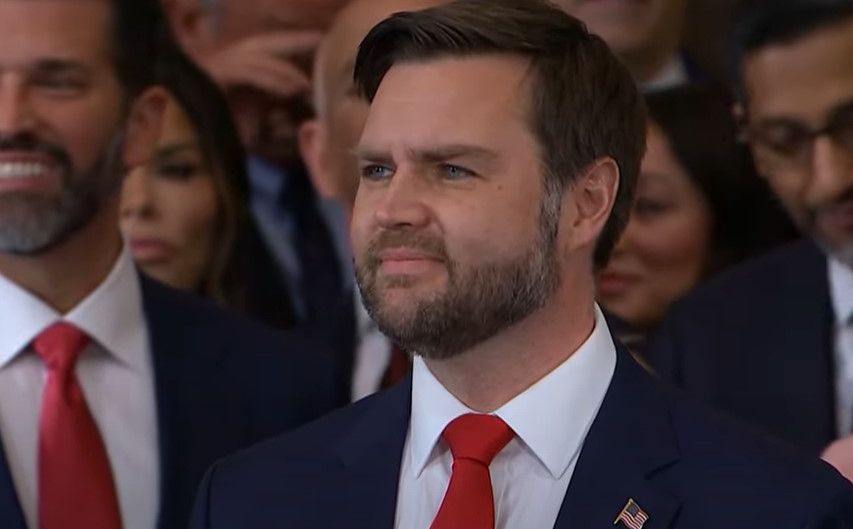 Skandal u američkoj vojsci: Smijenjena zapovjednica baze na Grenlandu zbog neslaganja sa JD Vanceom