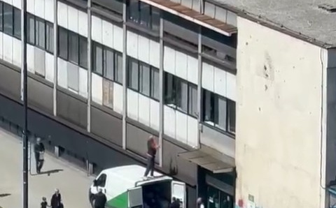 Kad se snažne ruke slože, sve se može: Pogledajte dovitljivo rješenje radnika u Sarajevu