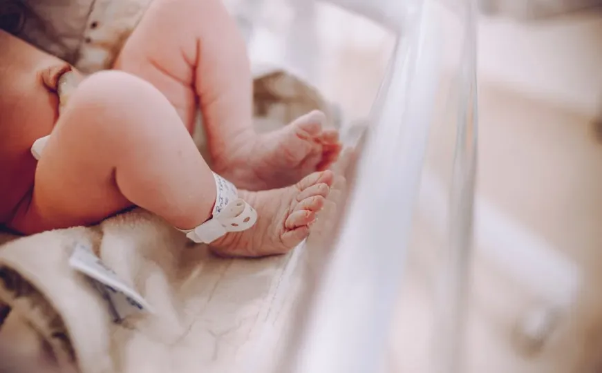 Otvorena aplikacija za prijave porodilja za jednokratnu podršku novorođenoj djeci u 2025. godini