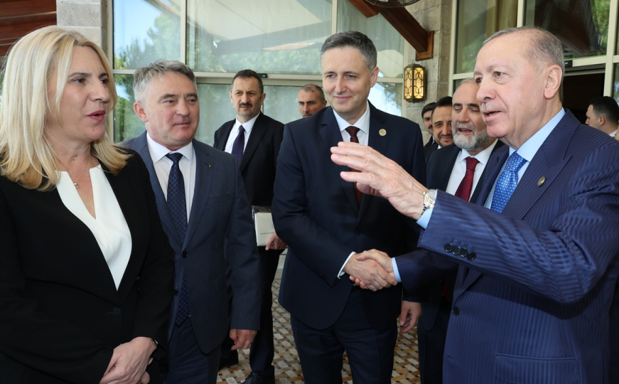 Denis Bećirović u Turskoj: 'Pregovori sa Dodikom su neprihvatljivi'