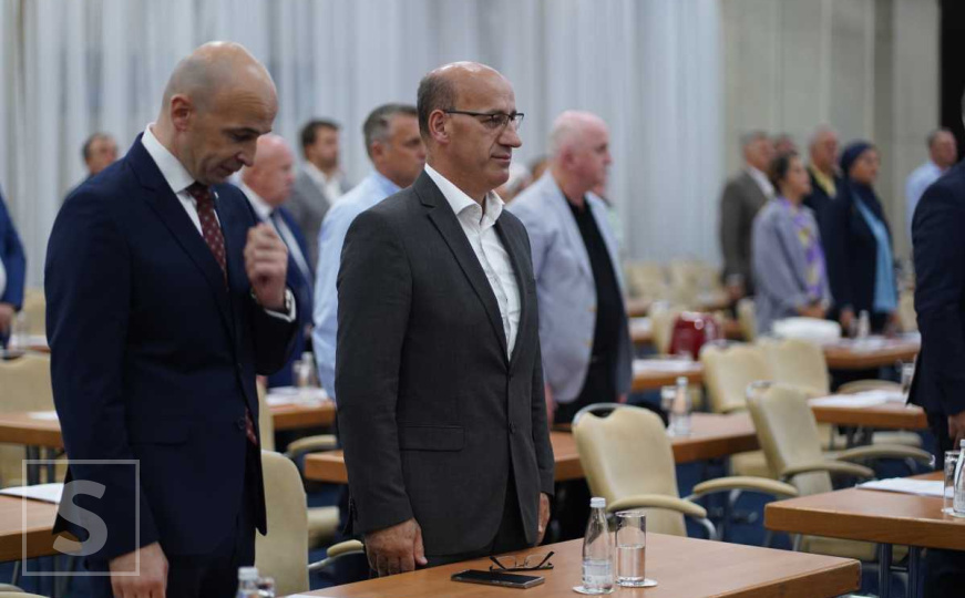 SDA postavila pet uslova: 'Taj pokušaj Trojke nije kompromis, već izdaja BiH'