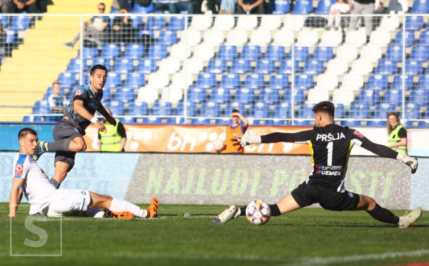 FK Željezničar protiv GOŠK-a slavio teže od očekivanog: Plavi skoro prokockali 3:0