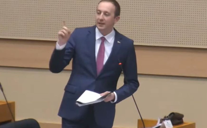 Rat SDS-a i SNSD-a nastavljen teškim optužbama za izdaju: 'Dragi Staša, bivši fočanski zete...'