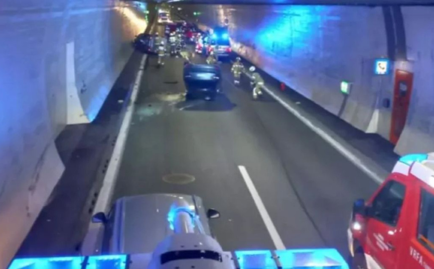 Vozač iz BiH uzrokovao nesreću u Austriji: Četveročlana porodica završila u bolnici