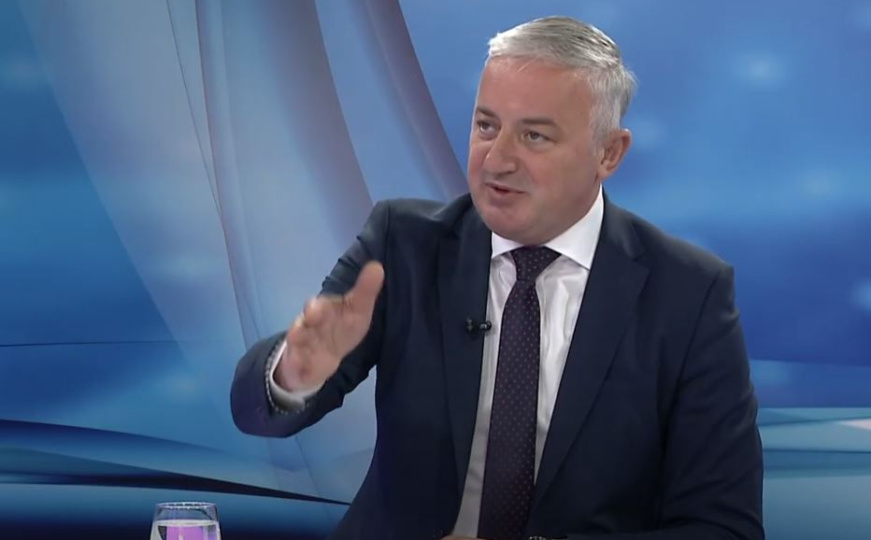 Branislav Borenović: "Negativne teme smo prihvatili kao normalan političko-društveni okvir"