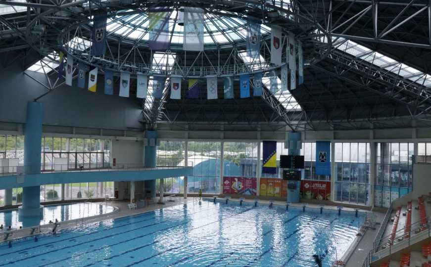 Zaposlenici Olimpijskog bazena Otoka brane direktora Hasanovića: Najavili i tužbu
