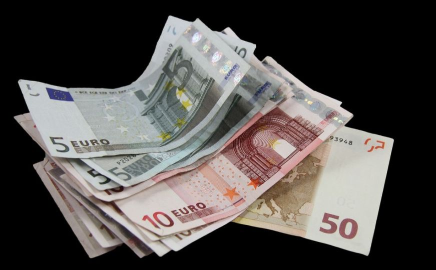 Ove novčanice eura se ne proizvode više: Možete li i dalje njima plaćati?