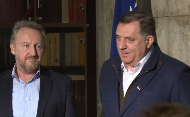 Izetbegović poručio Dodiku: 'Branit ćemo BiH, kao što smo je branili ranije'