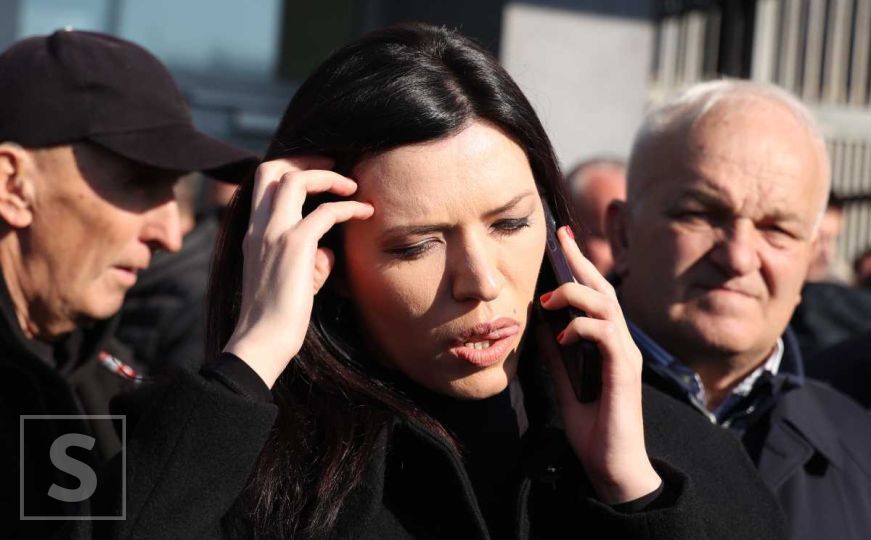 Sanja Vulić skriva svoju tajnu diplomu: "Neću da pričam. Marko, reaguj, čovjek me uznemirava"