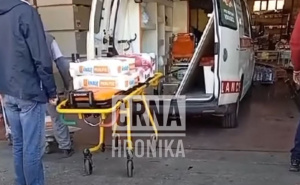 Građani Sarajeva ogorčeni: U sanitetskom vozilu prenosi se građevinski materijal