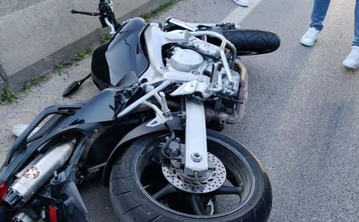 MUP o tragičnoj nesreći kod Sarajeva: Poznati identiteti i poginulog i povrijeđenog motocikliste