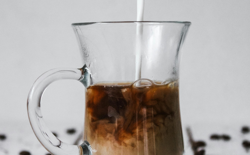 Jednostavan doručak koji podsjeća na djetinjstvo: Udrobljena bijela kafa od tri sastojka