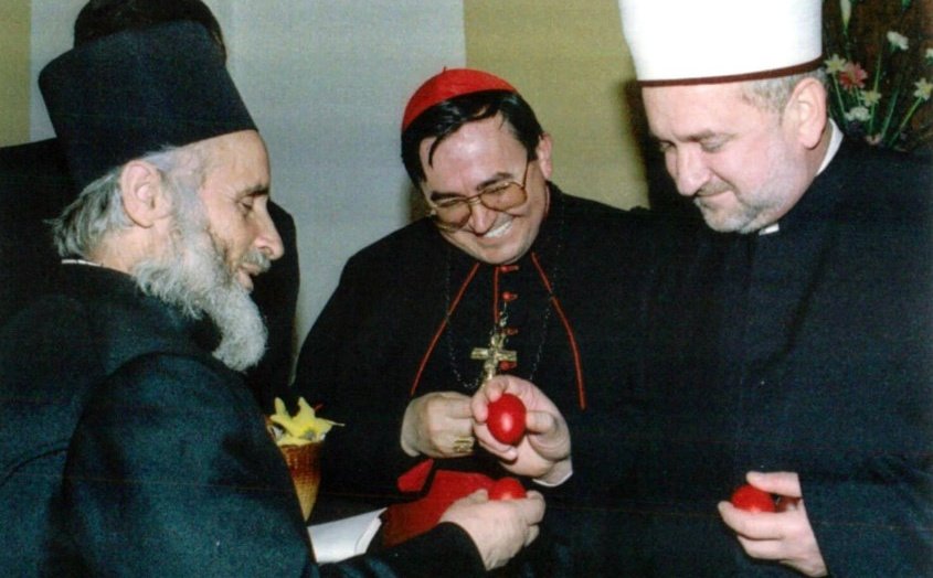 Fotografija koja nosi snažnu poruku: Ovako se slavio Uskrs u opkoljenom Sarajevu