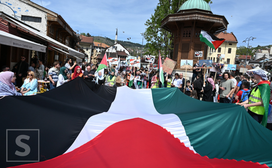 Fotografije koje govore više od riječi: Održana protestna šetnja za Palestinu u Sarajevu
