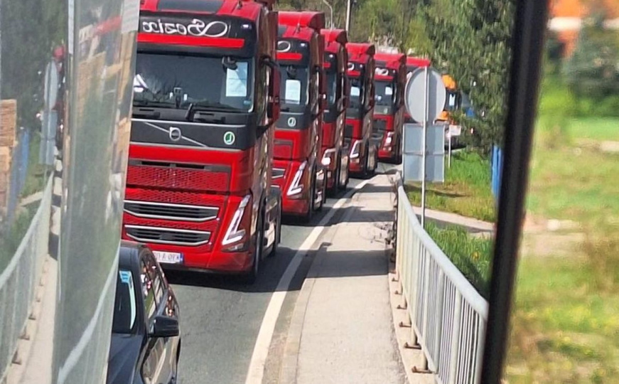 Nepregledne kolone kamiona krenule na protest: 'Bit će ovo zanimljiv dan u Sarajevu'