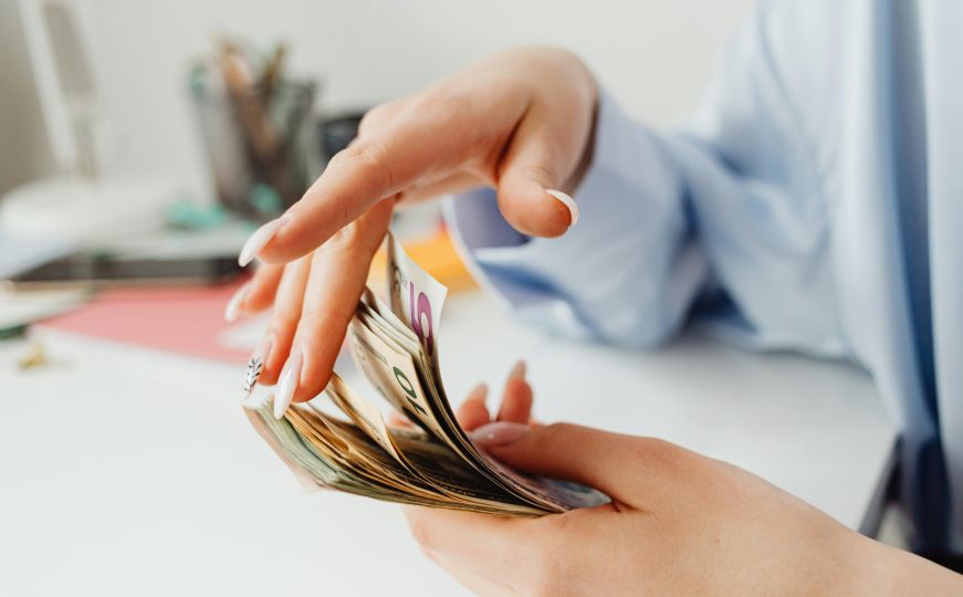 Zvijezde predviđaju novčani procvat: Maj donosi finansijska iznenađenja za ova tri horoskopska znaka