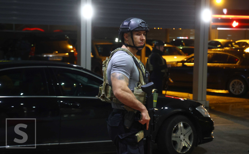 Pogledajte šta se dešava u zgradi Administrativnog centra Vlade RS