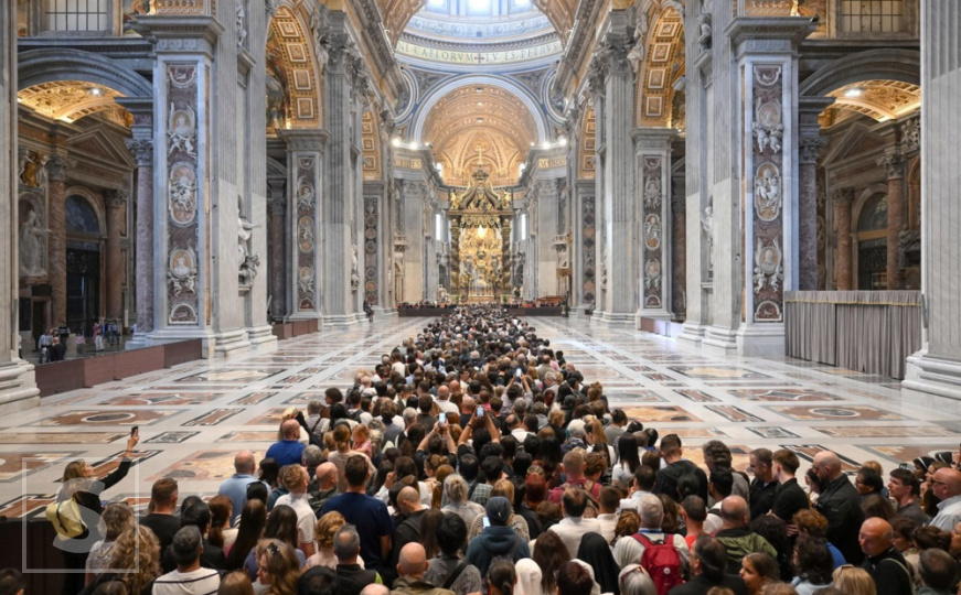 Politika na Rimskom raskršću: Zagonetne uloge i sastanci svjetskih lidera na sahrani pape Franje
