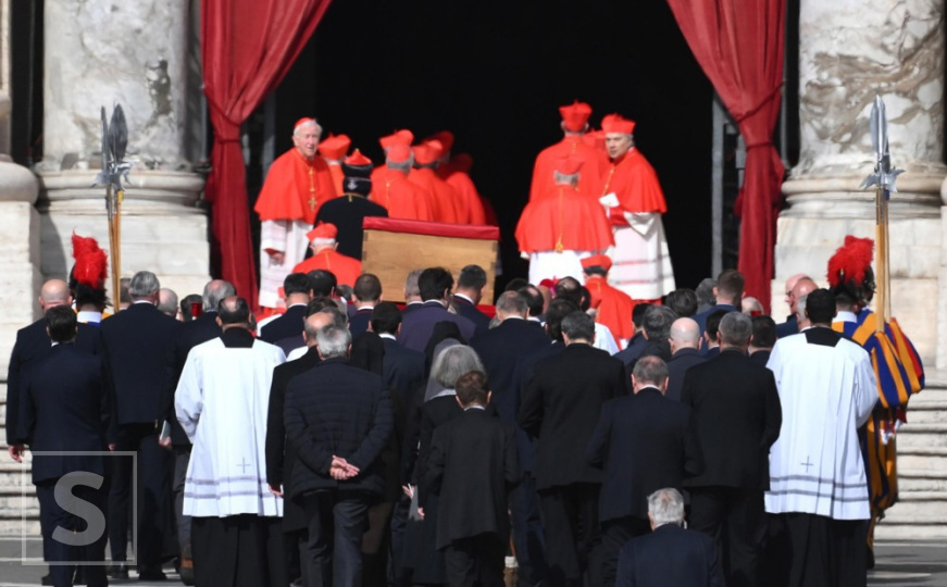 Vatikan promijenio uobičajeni protokol: Ovo je razlog