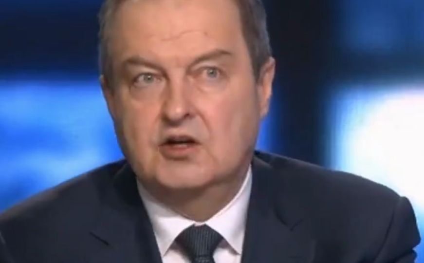 Dačić o oznakama na uniformama snaga bezbjednosti koje su štitile Dodika: "To nije grb Srbije"
