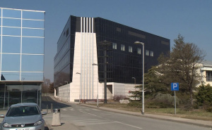 Vlada RS kupuje zgradu (kockarnicu) u Brčkom za vrtoglavih 36 miliona: Otkriveno ime vlasnika