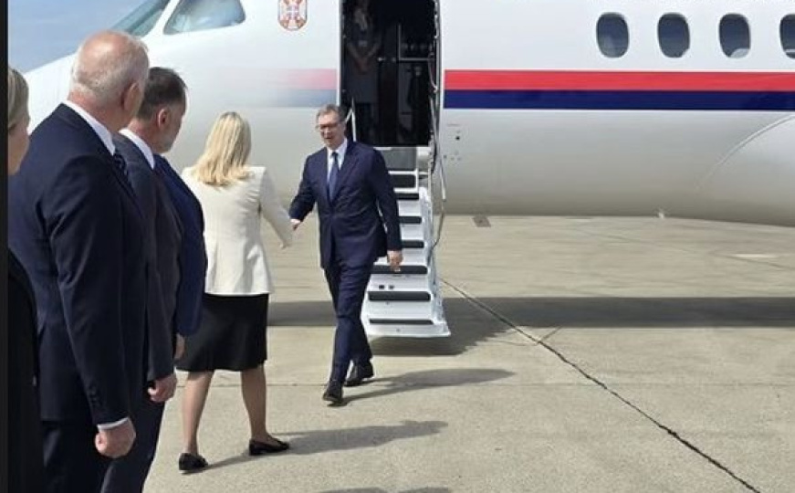 Aleksandar Vučić sletio u Banju Luku: Dočekala ga Željka Cvijanović