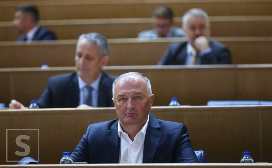 Helez traži hitnu reakciju Predsjedništva: "Smijenite Vranješa, ne možemo dozvoliti secesionizam"