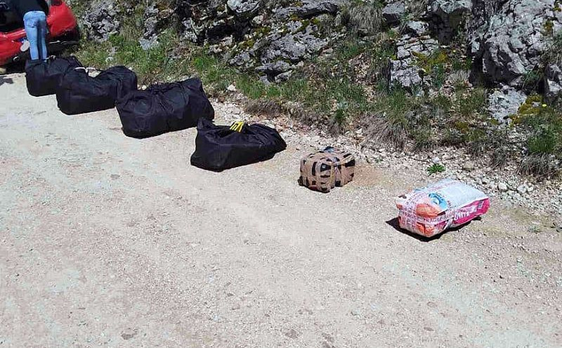 Trebinjska policija uhapsila četiri osobe: Zaplijenjeno skoro 100 kg droge