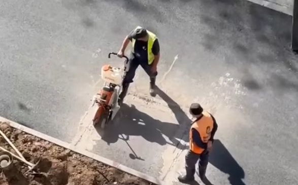 Sarajevo: Jučer postavljen završni sloj asfalta, a već danas dođu drugi i kopaju. Nevjerovatni ste!