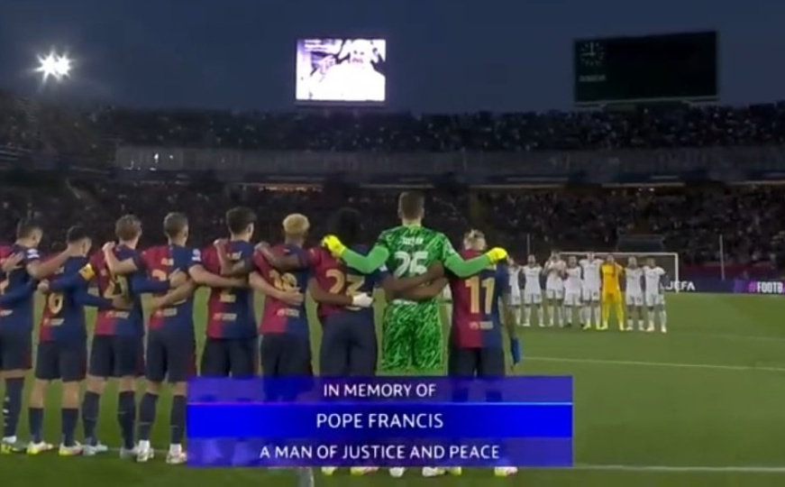 Neobičan detalj u 'minuti šutnje' za papu Franju u Barceloni 'zaparao uši': Jeste li primijetili?