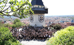 Sjećanje na Švabu ne blijedi u Austriji. Navijači Sturma skandirali: 'Volimo te Ivica Osim'