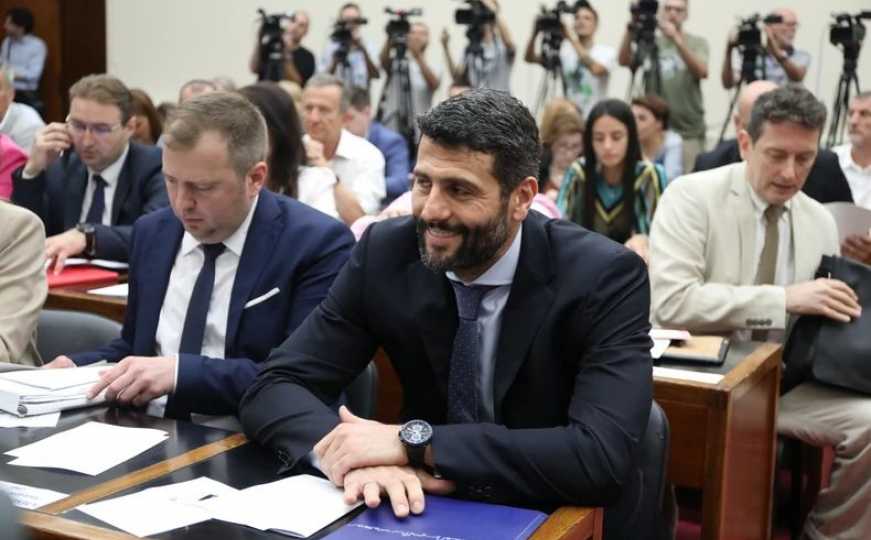 'Šamar u lice žrtvama i građanima': Na godišnjicu masakra u Beogradu, Šapić organizirao karneval