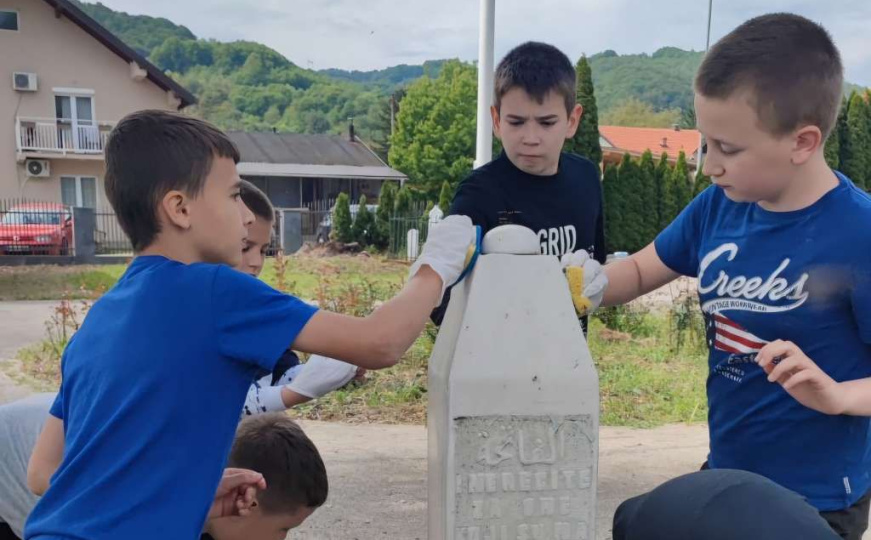 Sjećanje na žrtve genocida: Na mezarju Veljaci obilježen Dan bijelih nišana