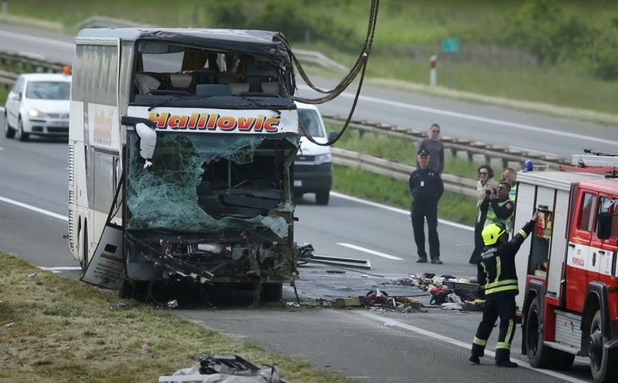 Poznato kako je došlo do stravičnog sudara u Hrvatskoj: Vozač je baterijom davao znak...