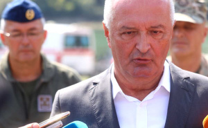 Zukan Helez: Dok god sam ministar odbrane neće postojati 'naši' i 'njihovi' u Oružanim snagama BiH