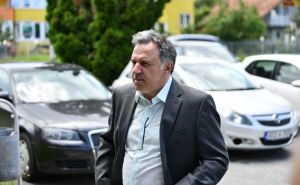 Oglasio se doktor Kemal Dizdarević povodom smrti svoje majke Zehre