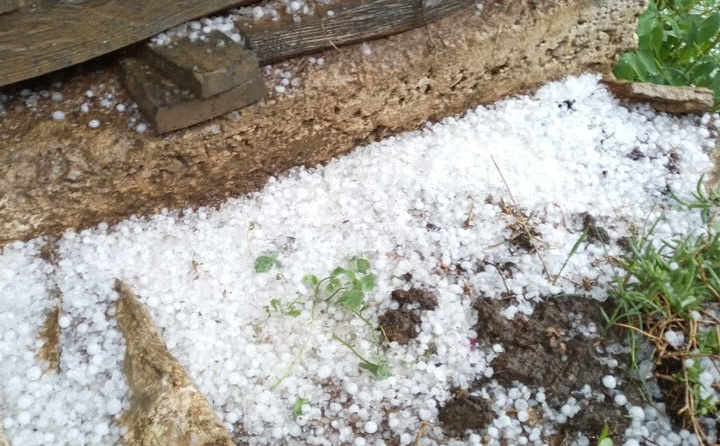 Nevrijeme stiglo na sjever BiH: Izdato narandžasto upozorenje, u nekim dijelovima padao i led