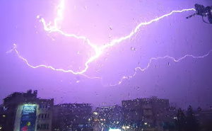 Superćelijske oluje prijete i ovog ljeta: Meteorolog otkriva gdje će biti najgore i šta one donose