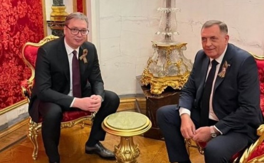 Dodik presudu zamijenio ruskom paradom: U BiH bježanija, u Moskvi Vučić i hvalospjevi