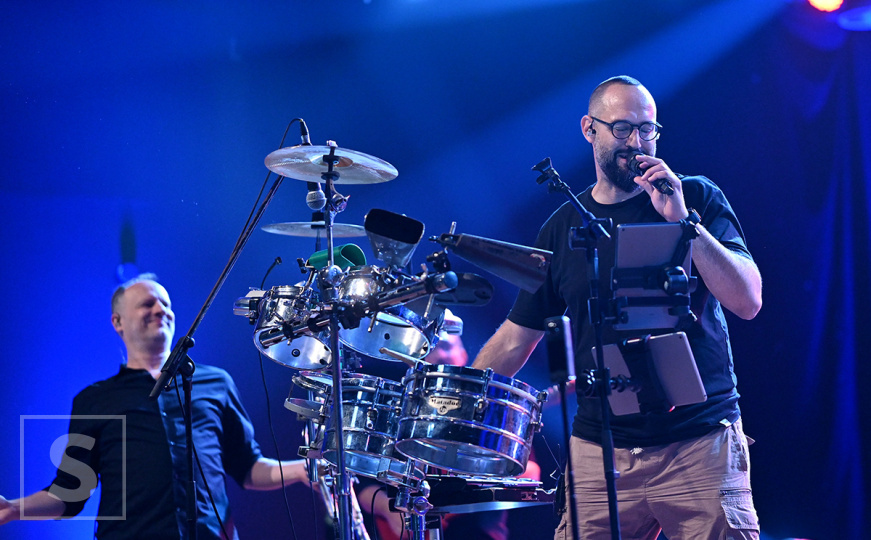 Marko Louis s bendom nastupio u Domu mladih: Pogledajte dio atmosfere