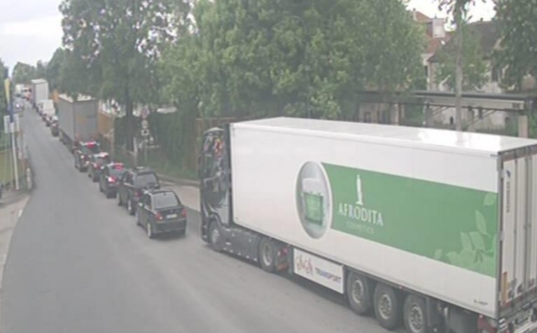 Važna obavijest za vozače: Na jednom bh. graničnom prelazu velika gužva