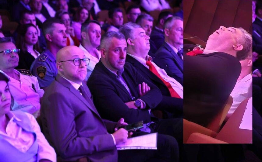 Viralni hit: Pomoćnik gradonačelnika spava tokom ceremonije otvaranja sajma u Lukavcu