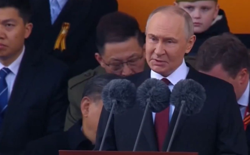 Putin na vojnoj paradi: 'Bitno je da budemo ujedinjeni i čuvamo nacionalne interese'