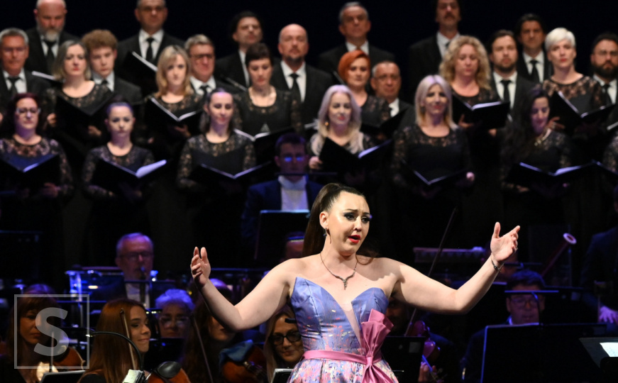 Ovacije i dug aplauz u Narodnom pozorištu Sarajevo: Izveden Gala koncert povodom Dana KS