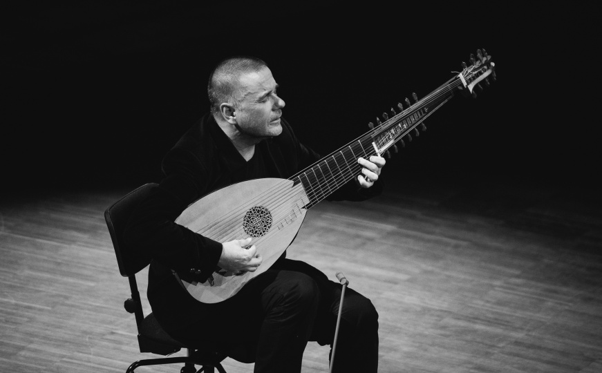Lutnjist i gitarista svjetskog glasa: Koncert Edina Karamazovav otvara 18. Majske muzičke svečanosti