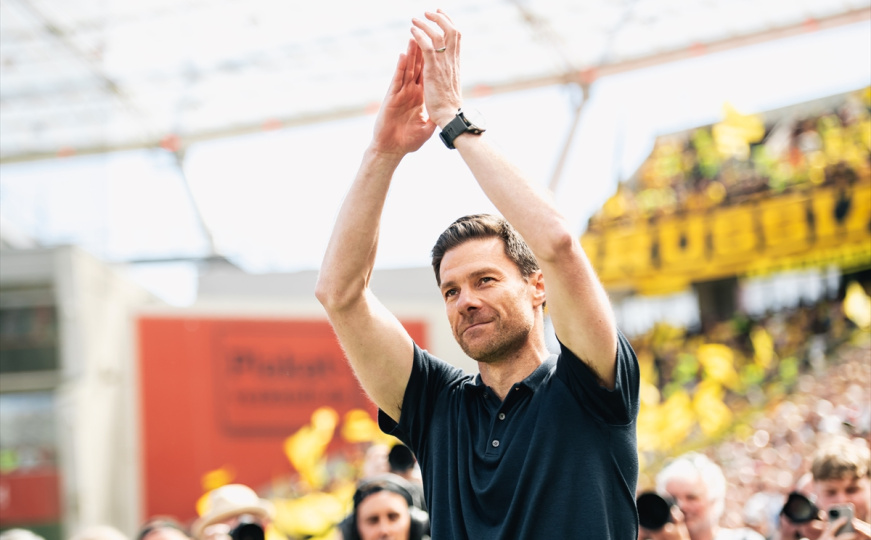 Suze i aplauzi na BayAreni: Xabi Alonso se oprostio od navijača Bayera
