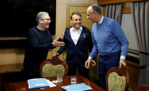 Stigao odgovor na ruske optužbe da je Macron koristio kokain: Šta je zapravo bilo na stolu?