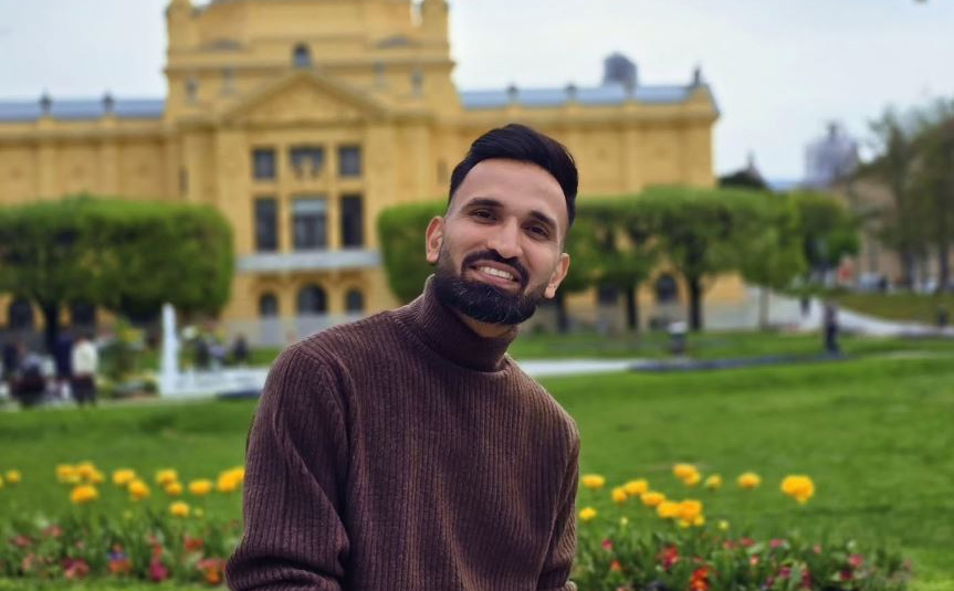 Indijac u Hrvatskoj nasmijava regiju: "Jutro, podne, kiša, sunce, vrijeme je za kafu!"